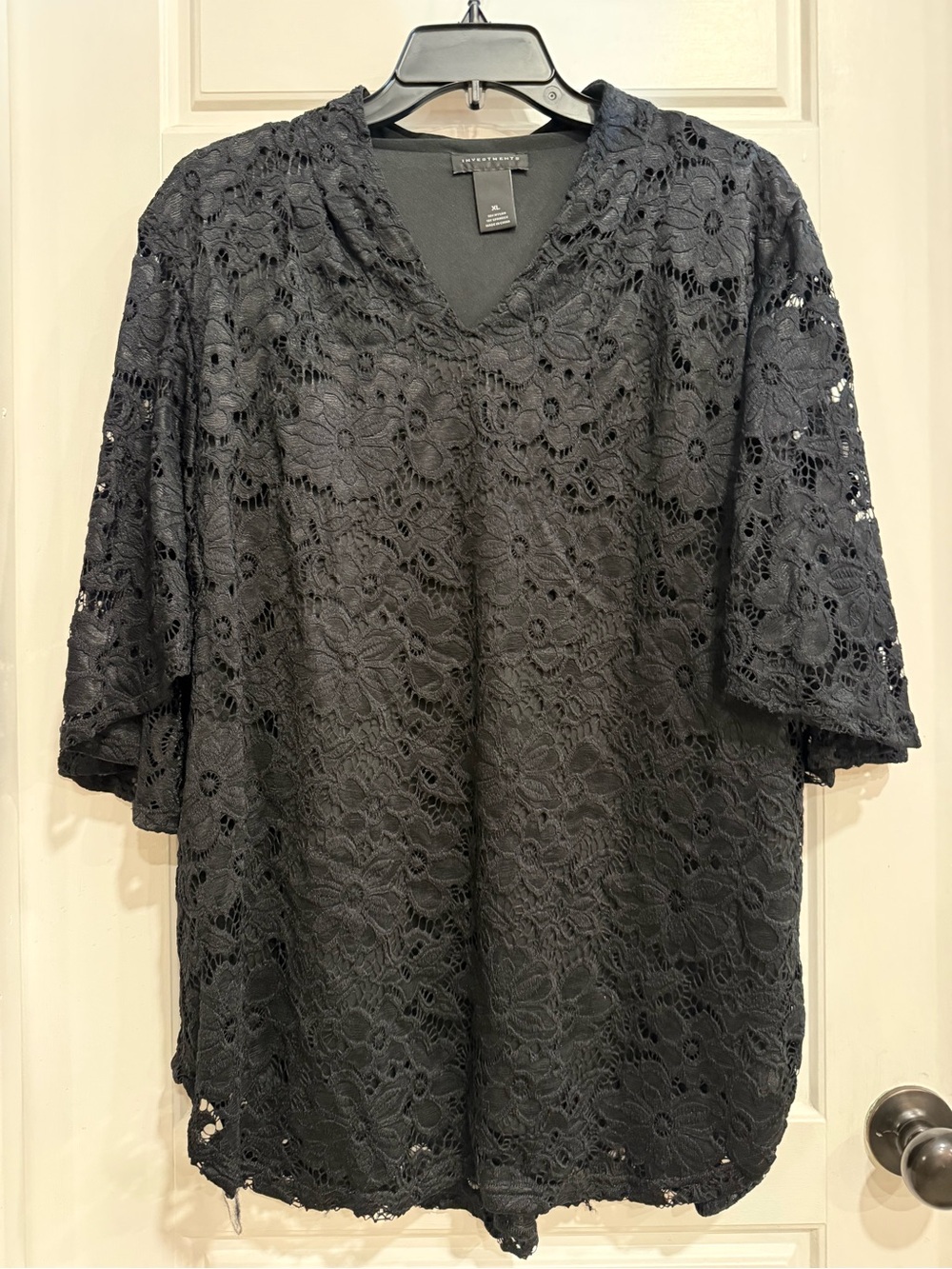 Investments XL Black Floral Lace Tunic Top V Neck Bell Sleeve Blouse